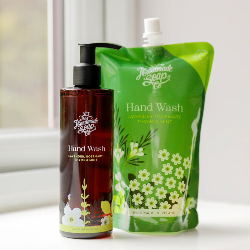 غسول اليدين + عبوة إعادة تعبئة - لافندر، إكليل الجبل، زعتر ونعناع | ٢٥٠ مل + ٥٠٠ مل